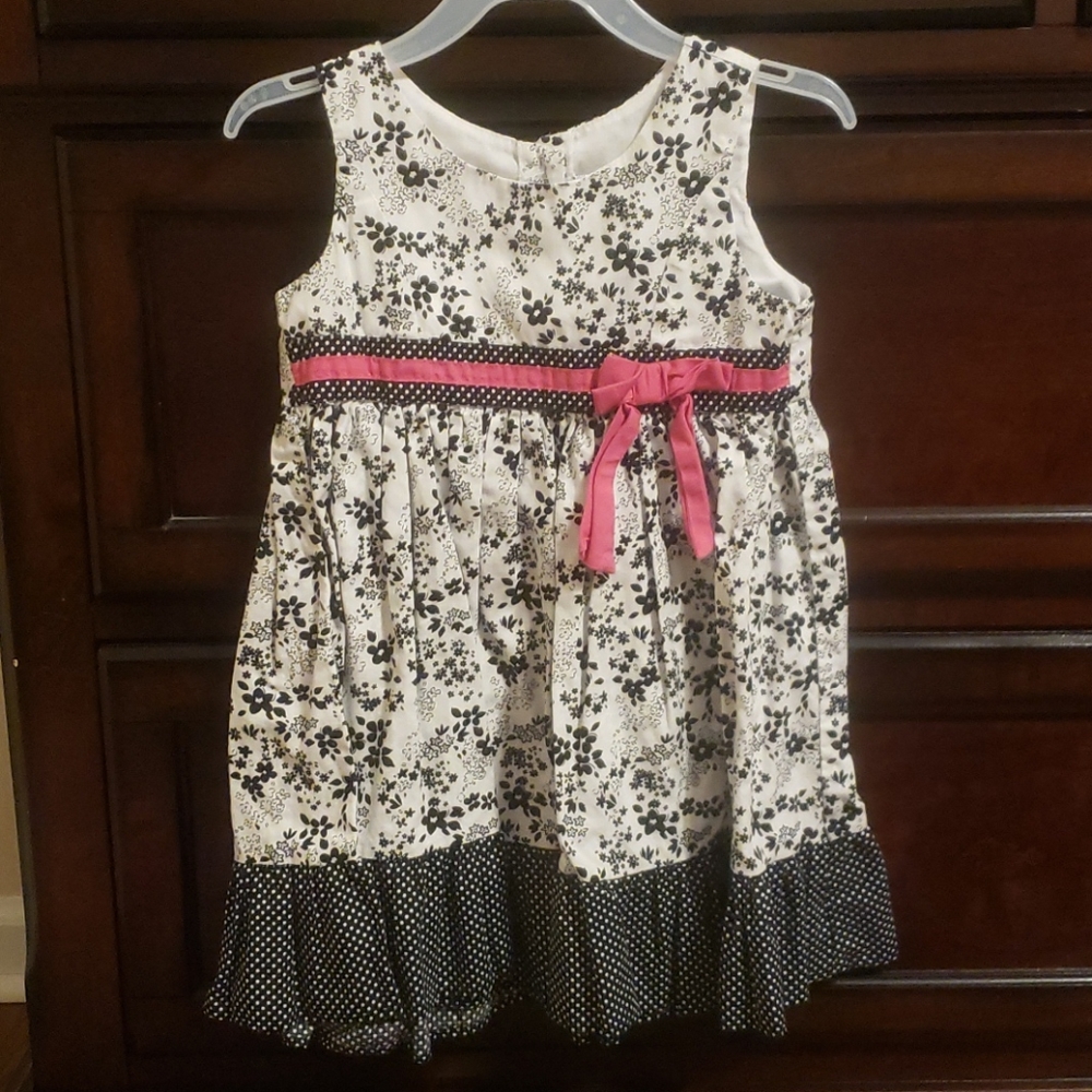 Black/white/pink Dress